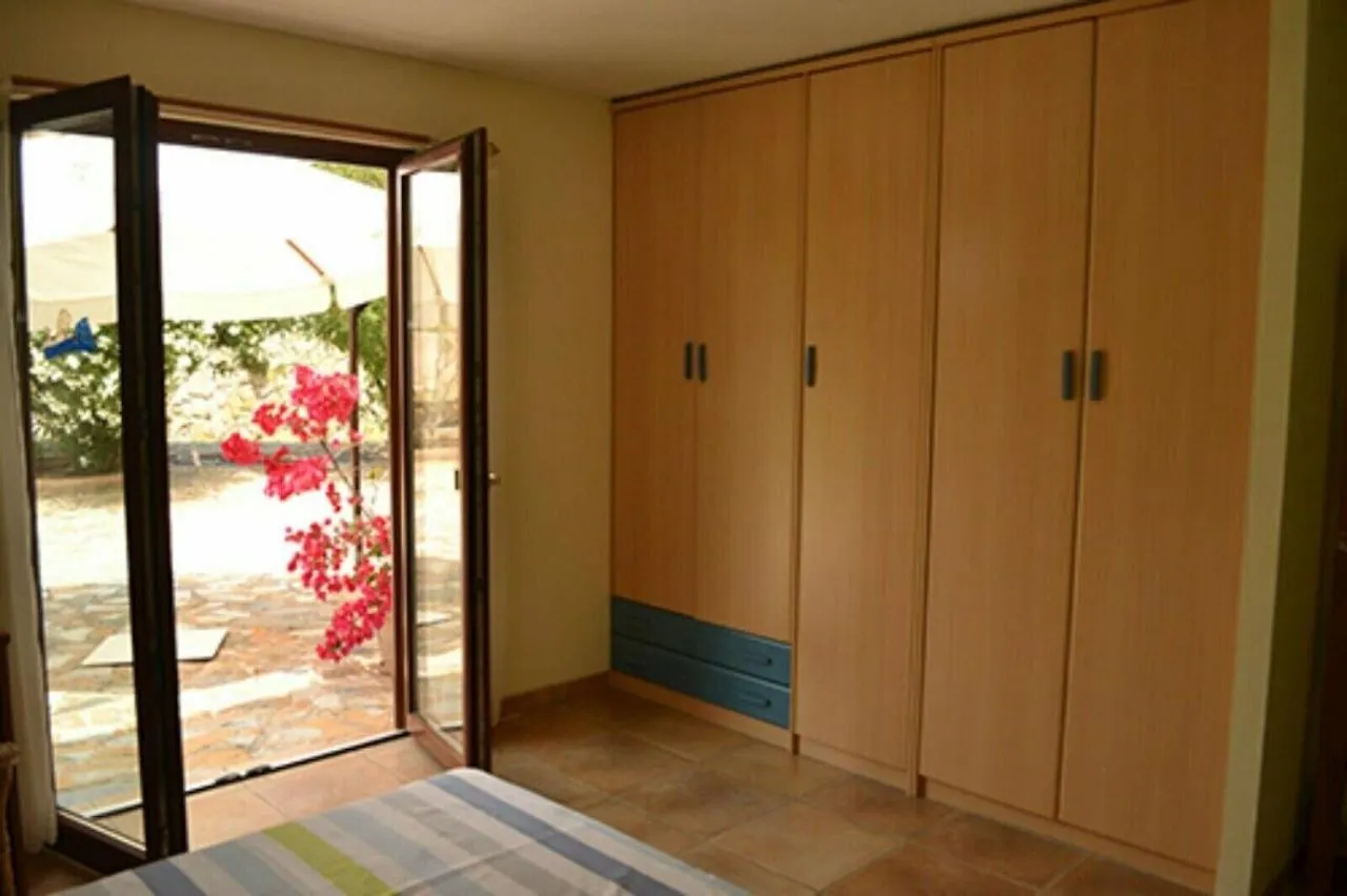 Casa La Siesta- Ruhiges Ferienhaus In Cala Ratjada, 300 M Vom Strand Son Moll Entfernt Vakantiehuis